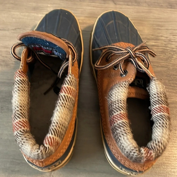 Totes, low top duck shoe, rubber & leather, waterproof, size 6.5 men or 8-8.5 W - Picture 6 of 12